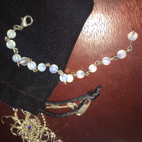 Opalescent Silver Plated beaded bracelet/anklet - Picture 1 of 2